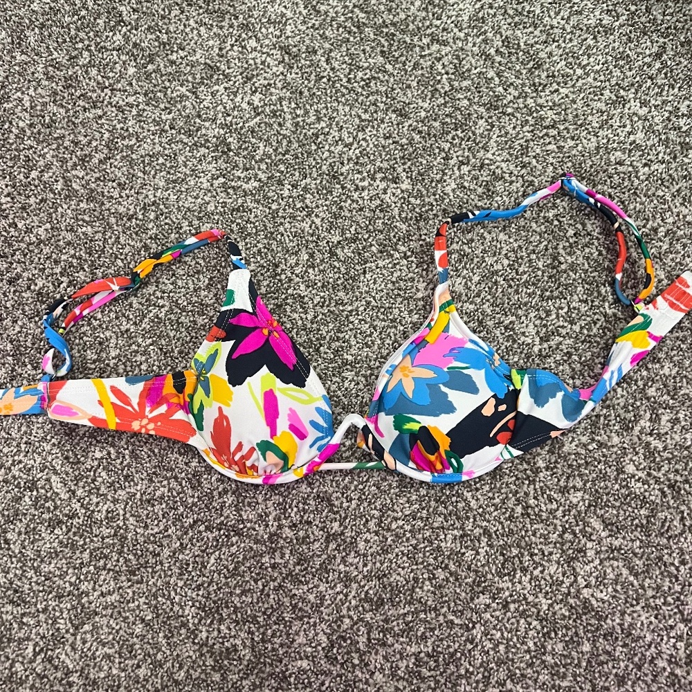 Bikini top